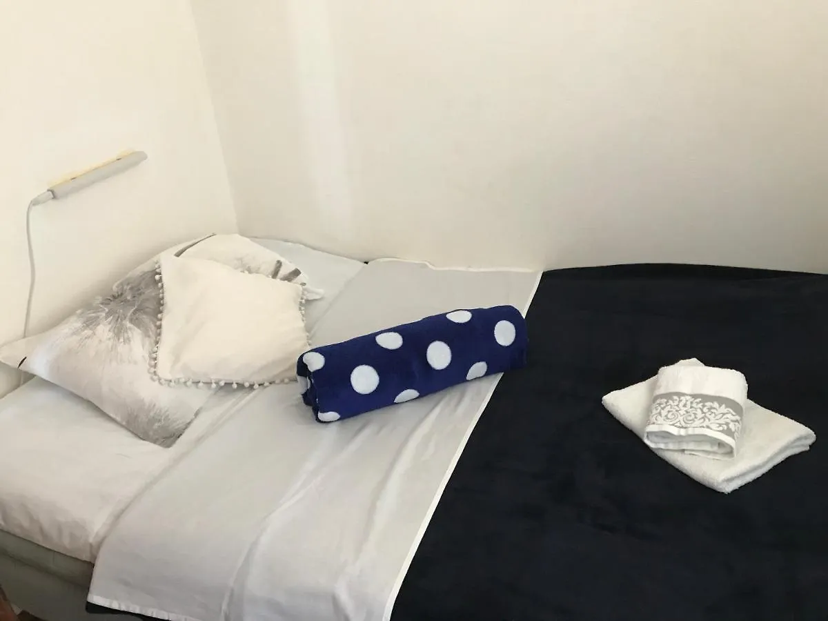 Apartment Aquamarin, Blizu Mora S Pogledom Na More, Za Do 6 Osoba Malinska