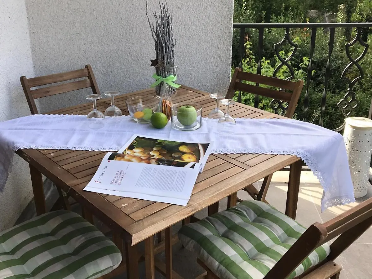 Apartment Aquamarin, Blizu Mora S Pogledom Na More, Za Do 6 Osoba Malinska Croatia