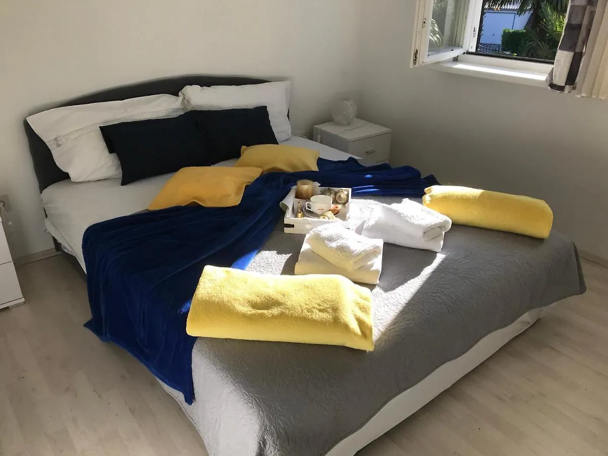 Apartment Aquamarin, Blizu Mora S Pogledom Na More, Za Do 6 Osoba Malinska