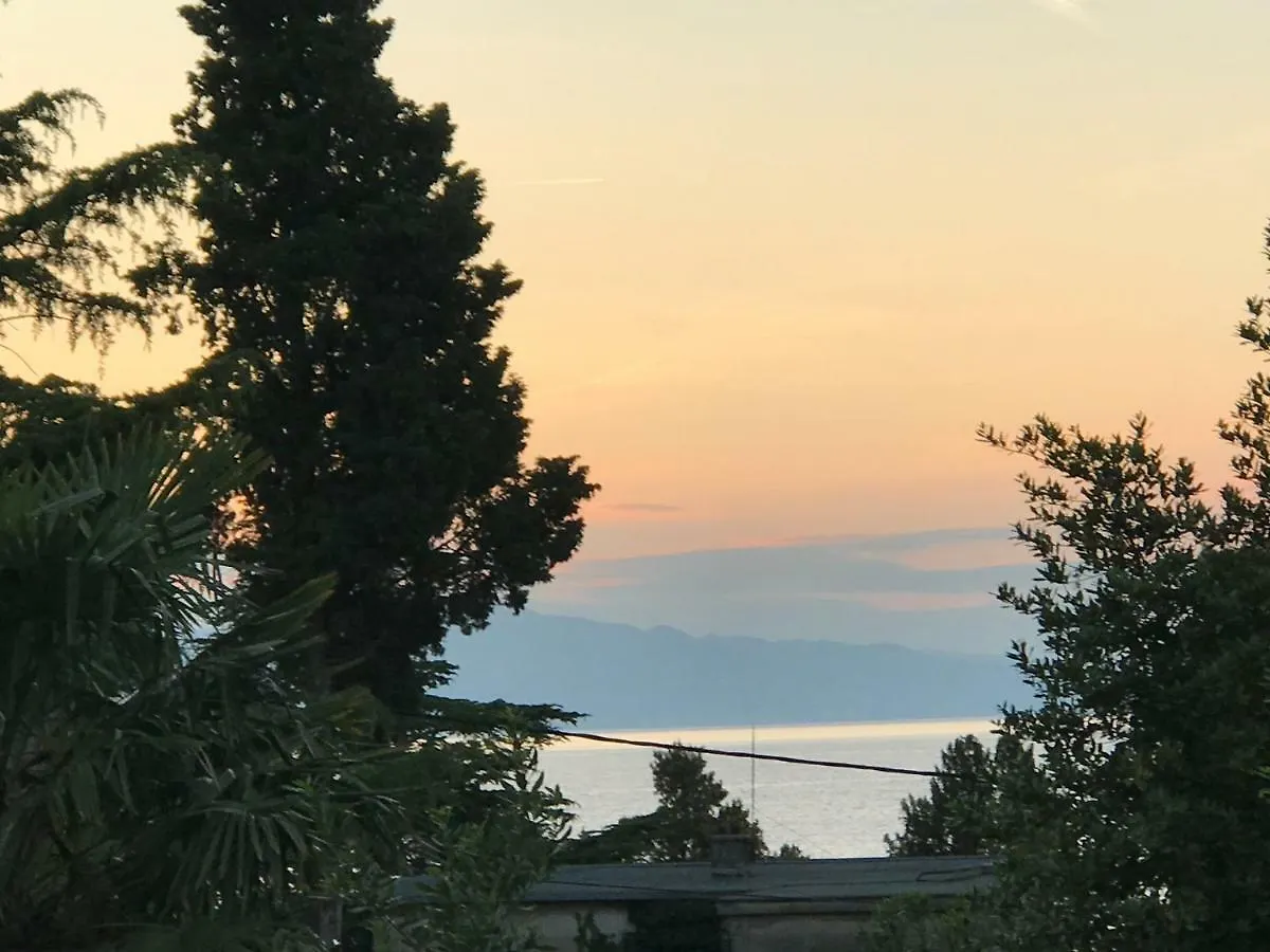 Apartment Aquamarin, Blizu Mora S Pogledom Na More, Za Do 6 Osoba Malinska