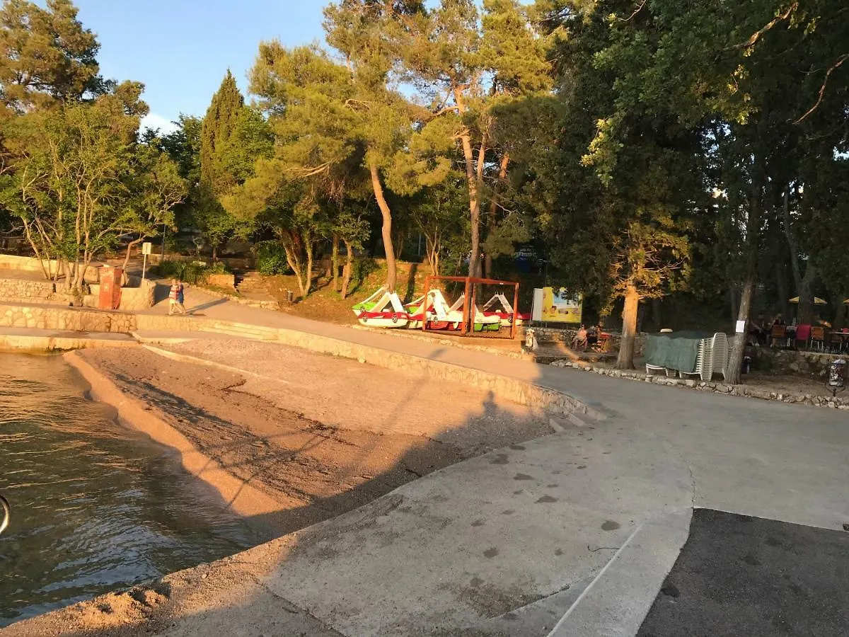 Apartment Aquamarin, Blizu Mora S Pogledom Na More, Za Do 6 Osoba Malinska